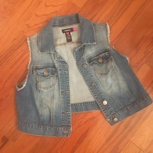 Women’s Torrid size 0 denim vest EUC